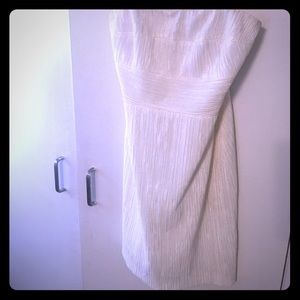 Gianni Bini Cream Strapless dress