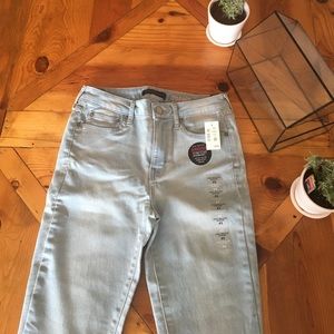 AEROPOSTALE HIGH WAISTED JEGGINGS 4 short