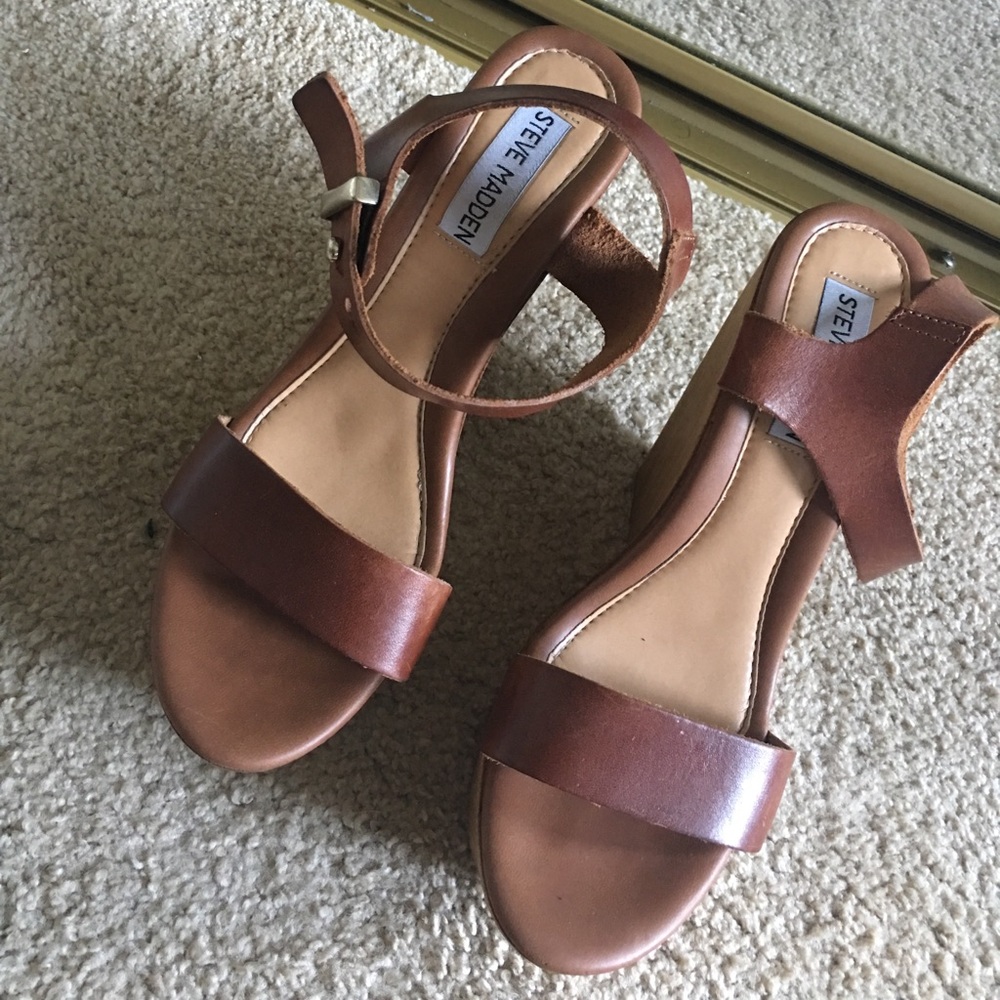 Steve Madden Wedges