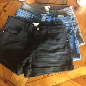 H&M black shorts size 6