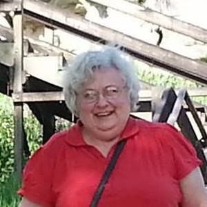 Meet your Posher, Adele