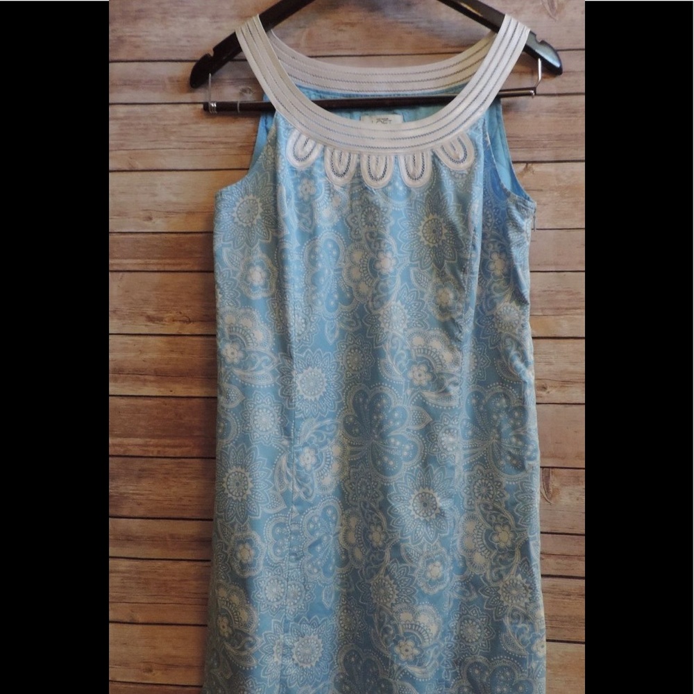 ANN TAYLOR LOFT Sz 2 Blue White FLORAL Shift Dress