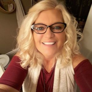 Meet your Posher, Kay