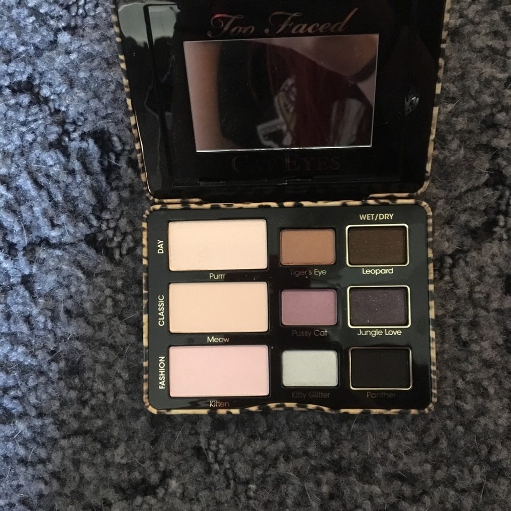 Too Faced Cat Eyes pallet. Never used (SOLD) - Picture 2 of 3