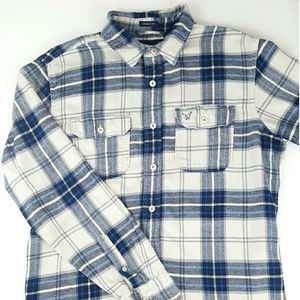 American Eagle Flannel Blue and White