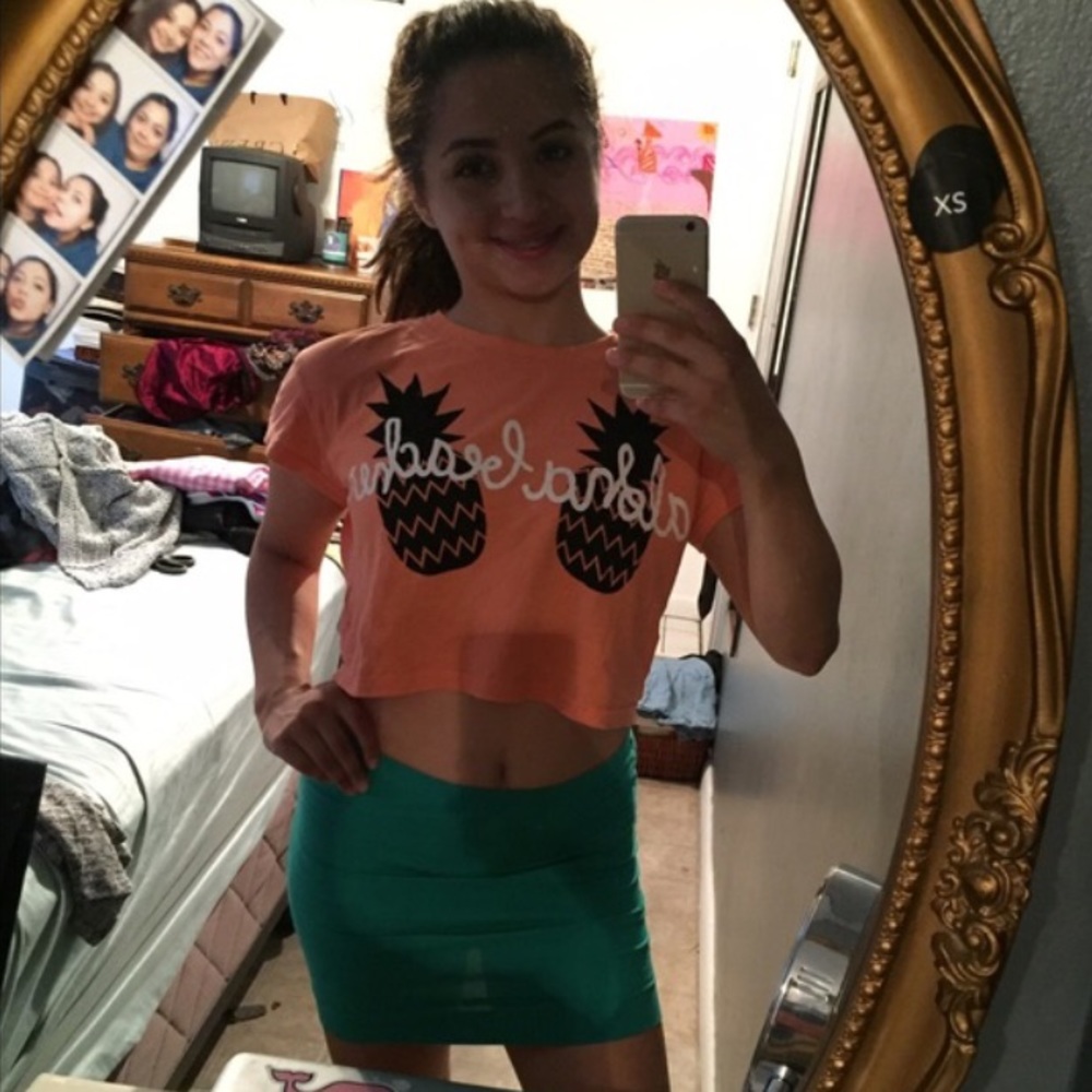 Aloha beaches crop top