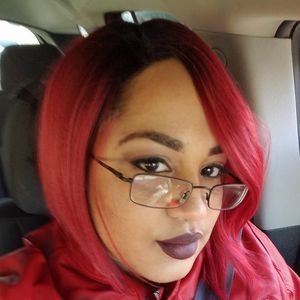 Meet your Posher, Tia