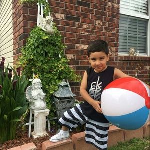 Meet your Posher, Nora