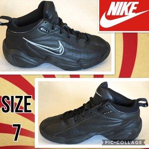 old classic nike shoes
