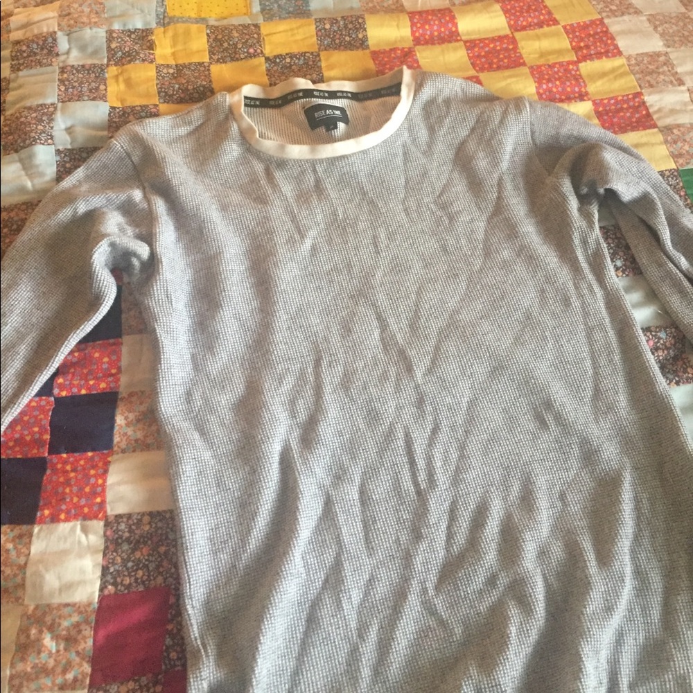 Long sleeve long shirt