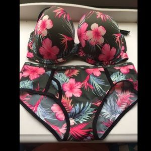 Victoria's Secret PINK matching bra and panties