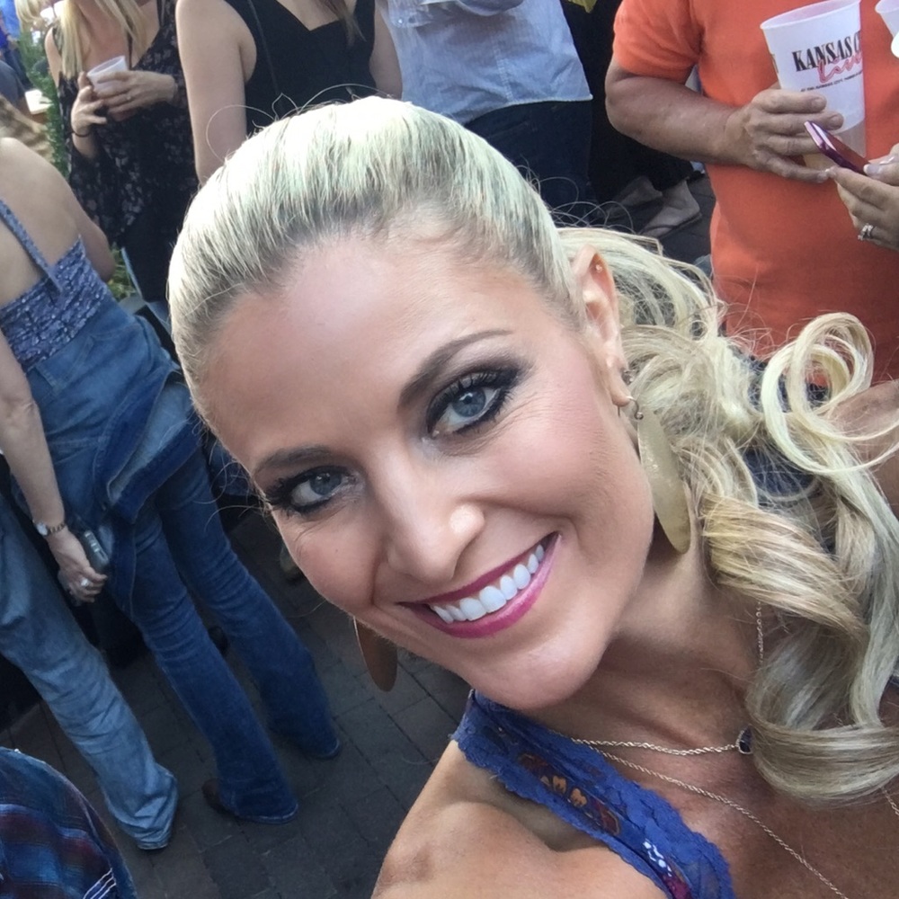 Meet your Posher, Christina