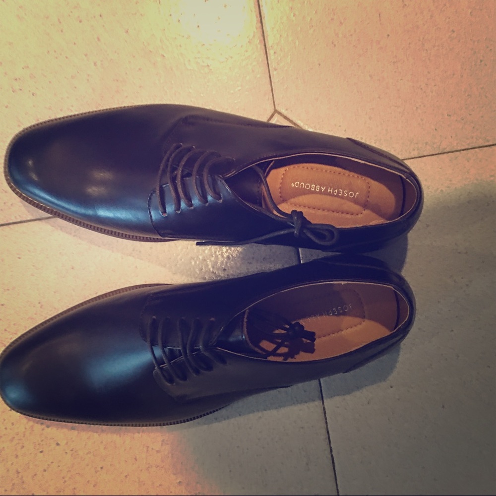 Men's dress shoes