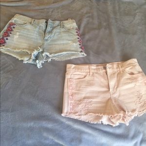 Hollister high waisted shorts❤️❤️