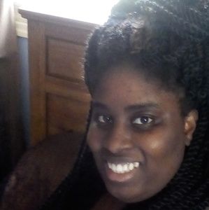 Meet your Posher, Shana