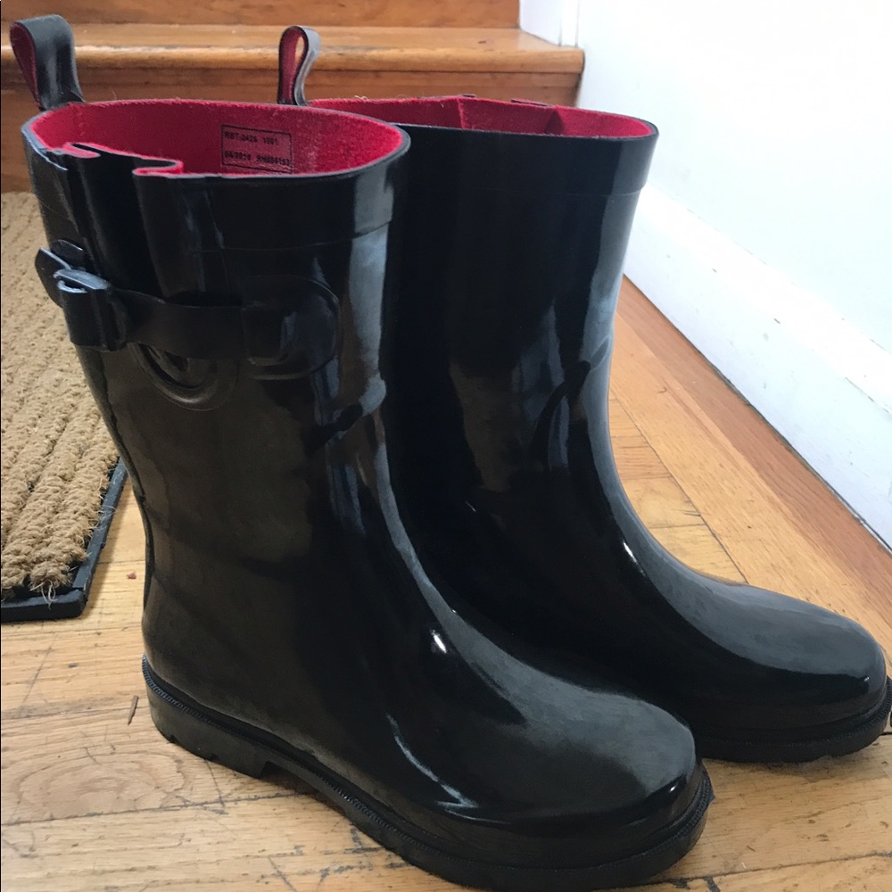 Rain boots