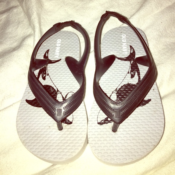 Old Navy Toddler Whale Sandals - Picture 1 of 3