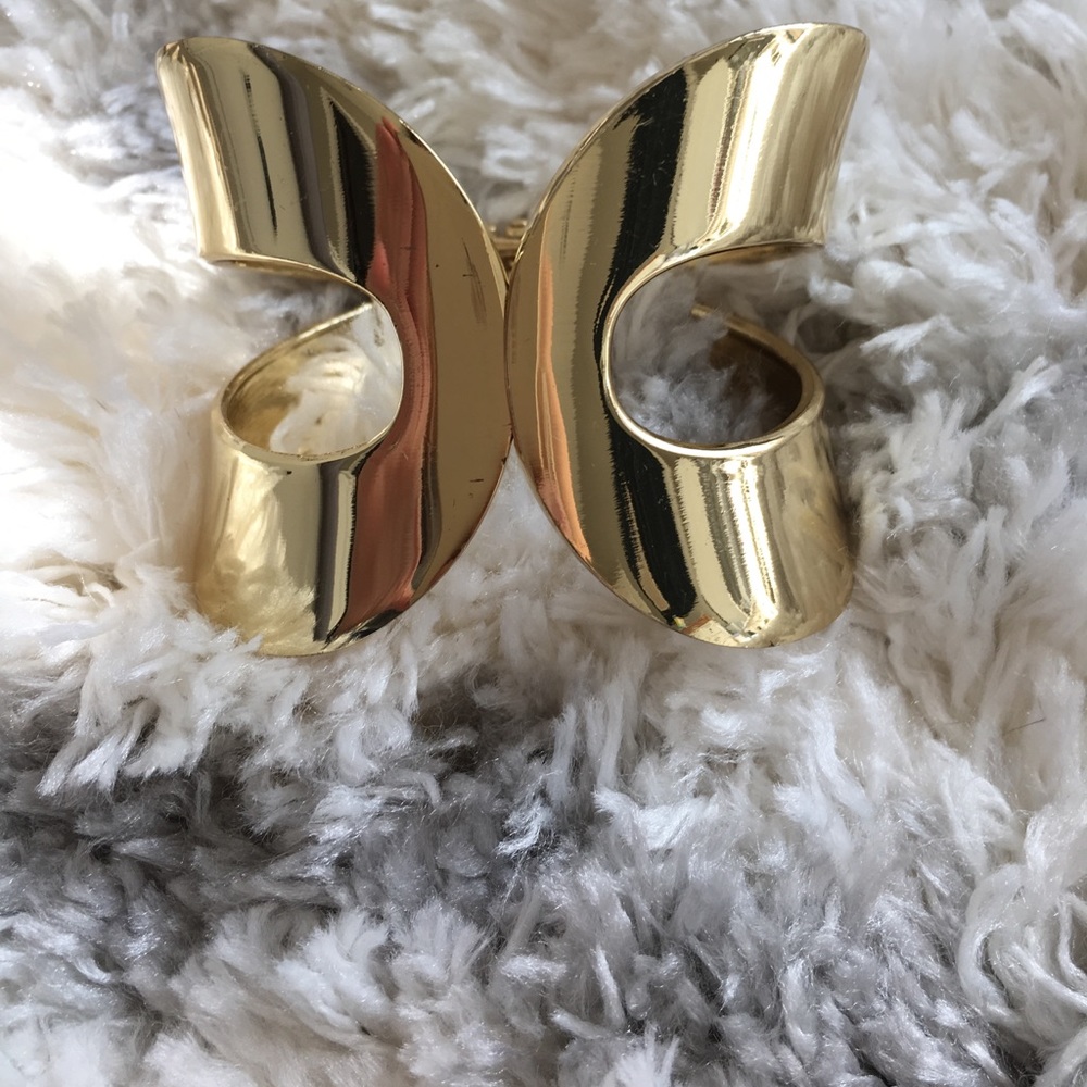 Cuff bracelet - Picture 2 of 3