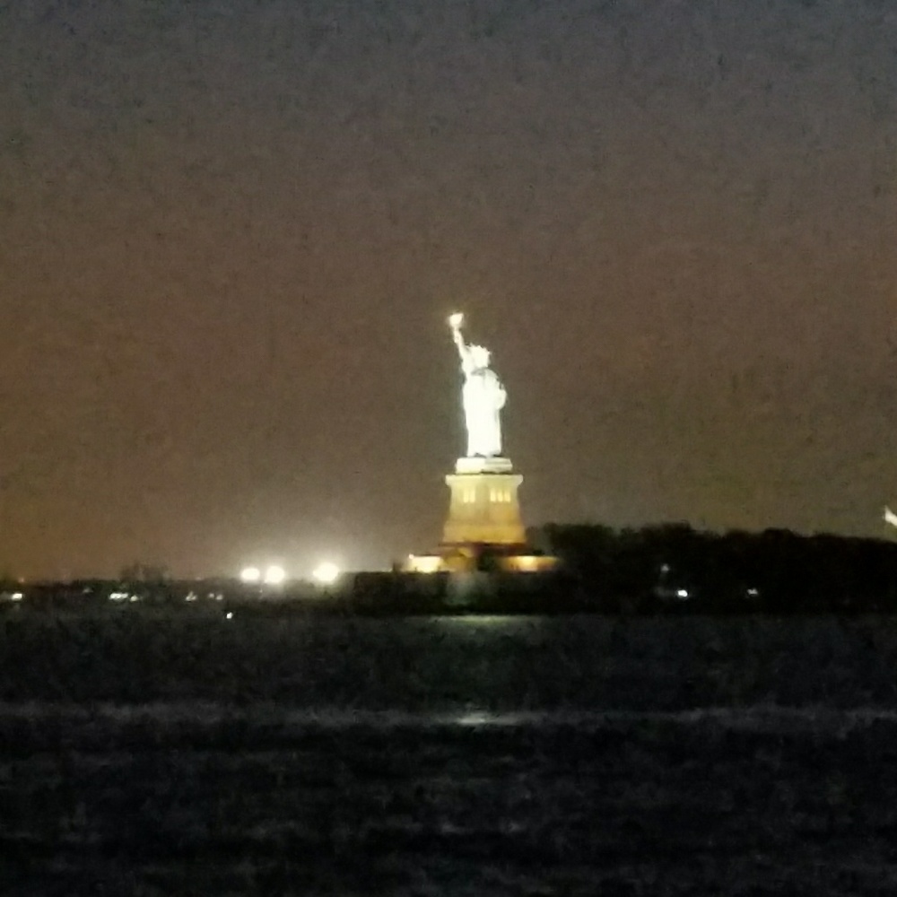 Meet your Posher, Luz