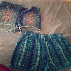 Boho high waisted hollister shorts🙏