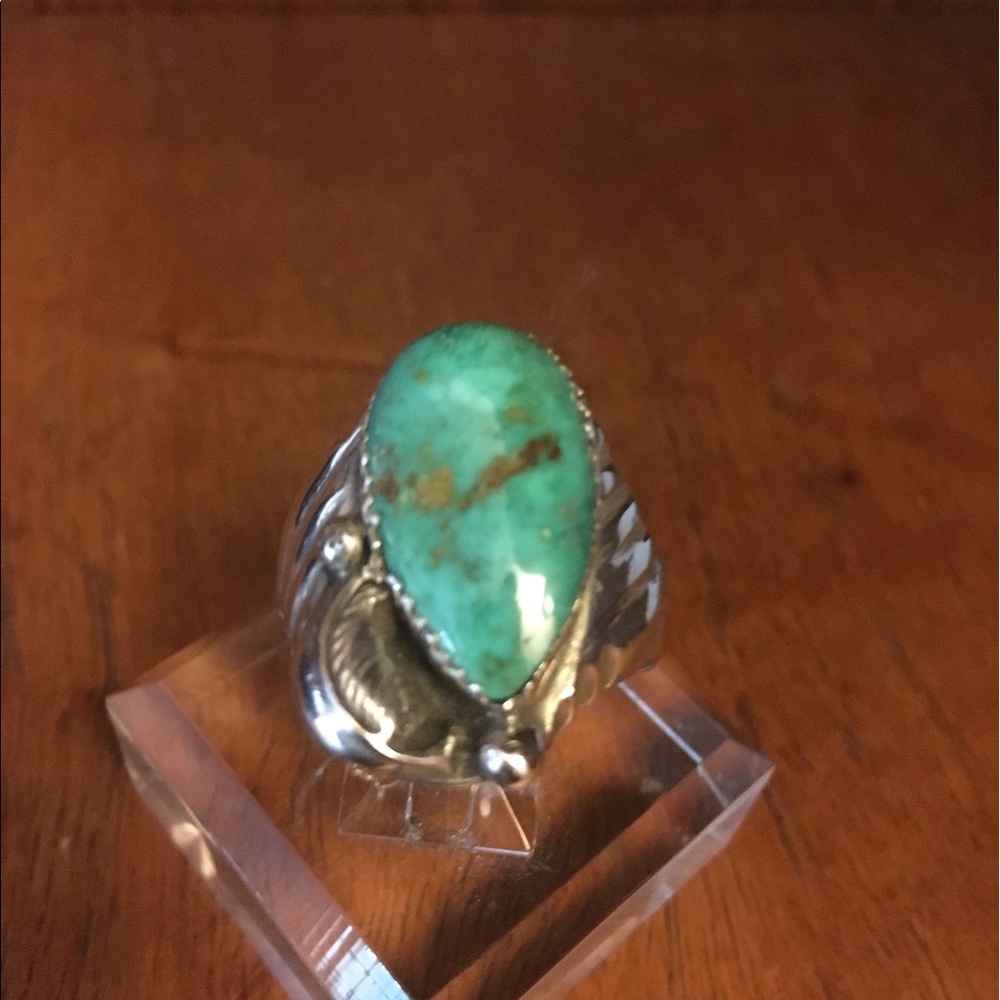 Vintage Native American turquoise hand made ring