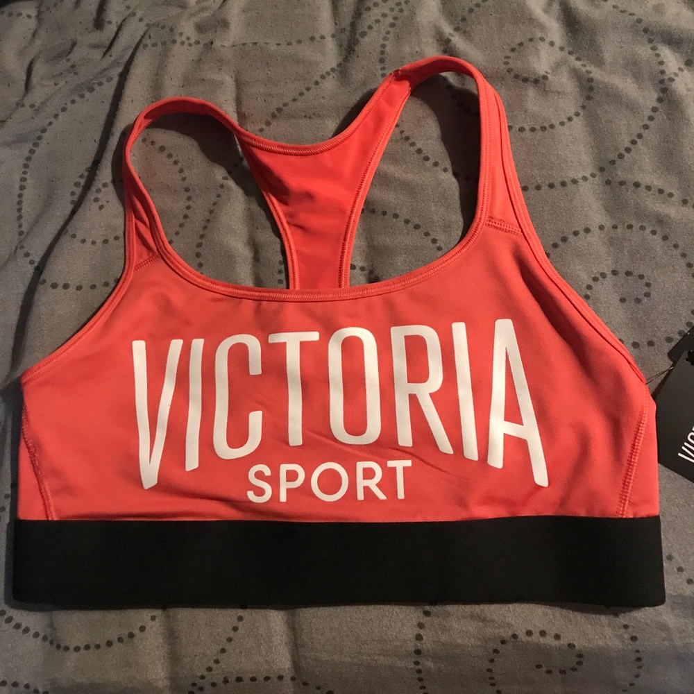 Brand new VS sports bra