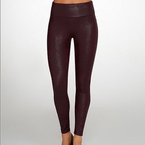 Assets by spanks structured shine leggings M