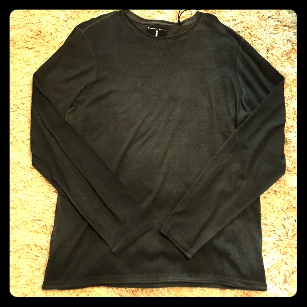 NWT Men's sweater