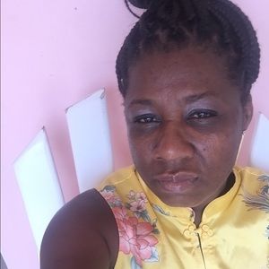 Meet your Posher, Sharon