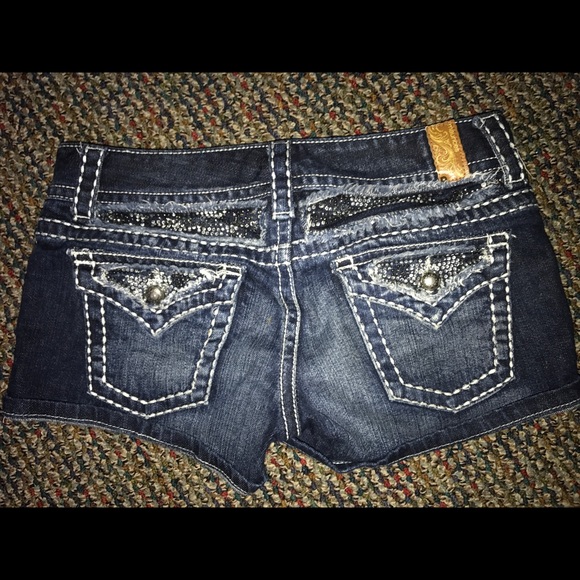 Too Small for Me: Jean Shorts - Picture 2 of 2