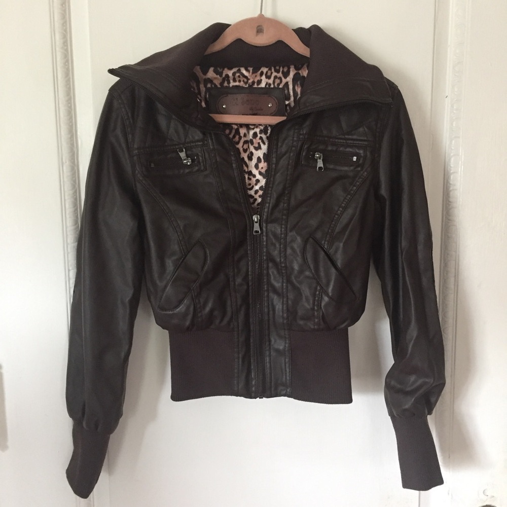 Adorable Brown Leather Jacket