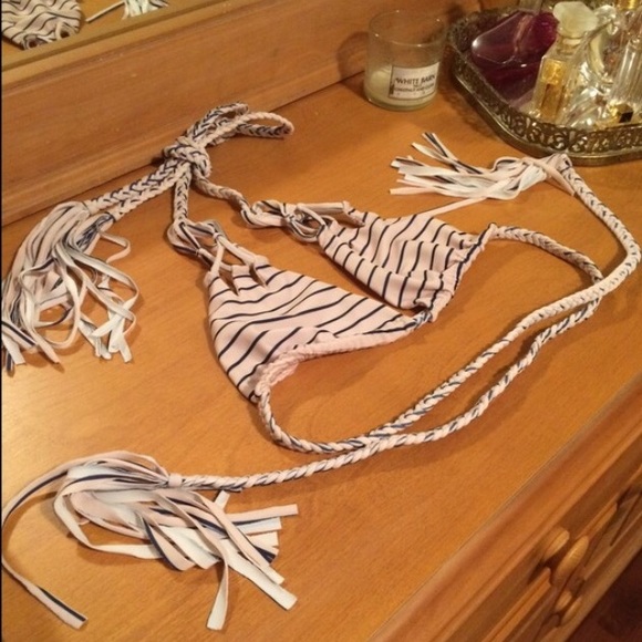 Acacia Tunnels Bikini Top in Cape Cod sz Small - Picture 2 of 4