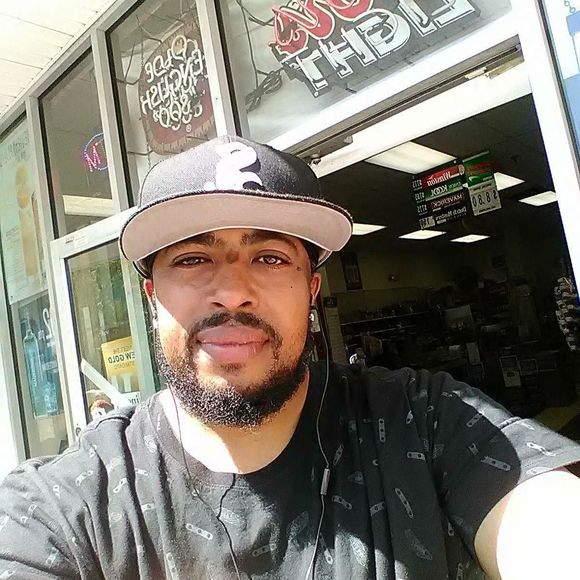 Meet your Posher, David - Picture 1 of 1