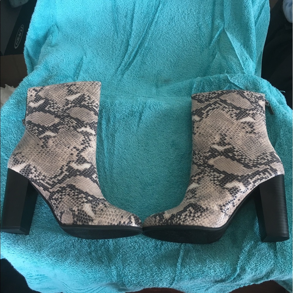 Beautiful Snake Skin booties!!!, NWT, box
