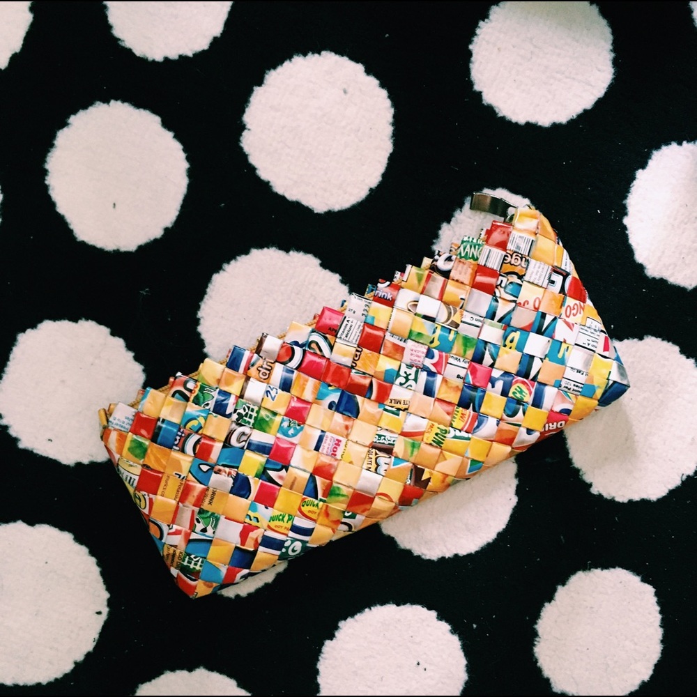 🌼 🆕 • 🌼 colorful upcycled clutch 🌼