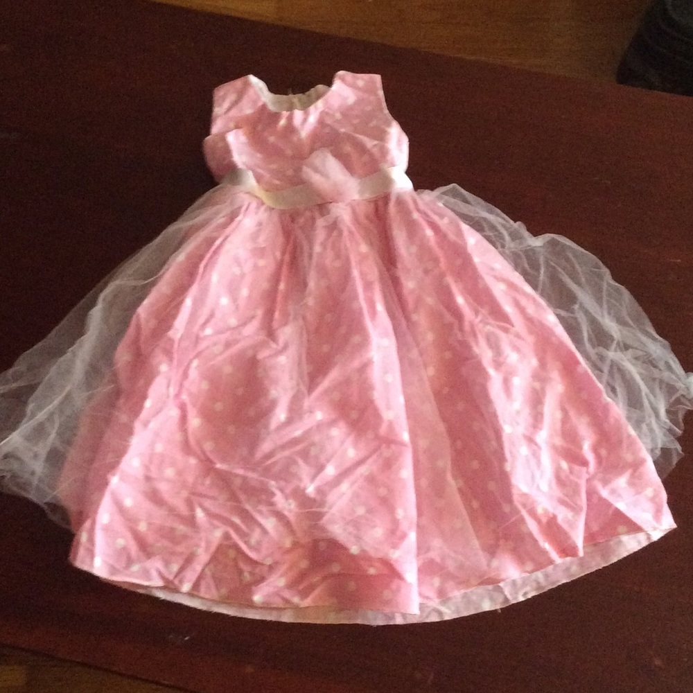 Pink dress with pokah dots