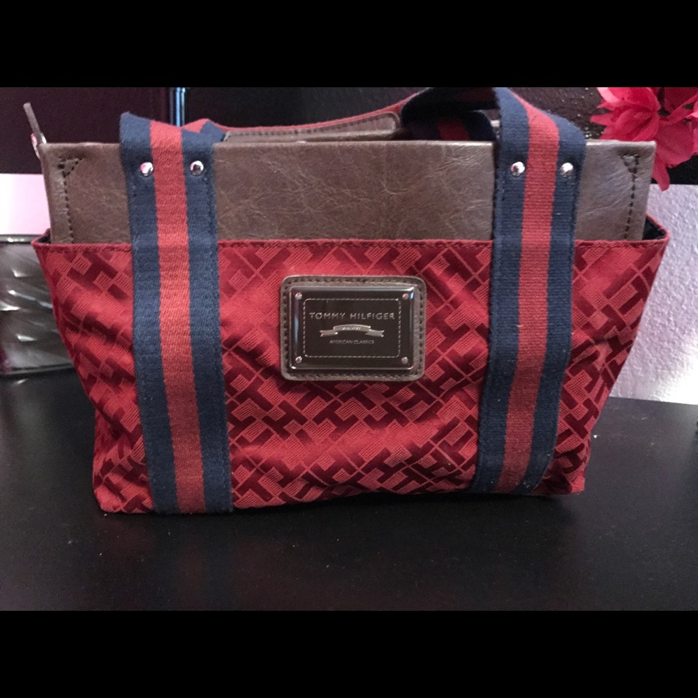 TOMMY HILFIGHER SMALL PURSE