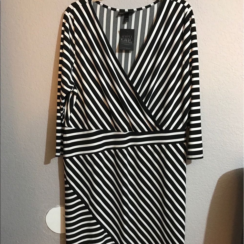 Black & White Stunning Dress NWT.