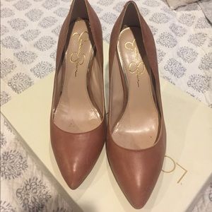 Jessica Simpson Pumps