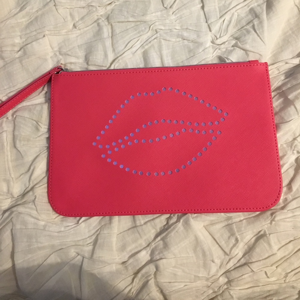 MAkeup bag or wristlet bag!