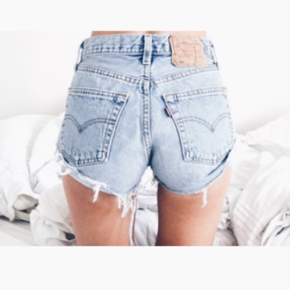 ❗️SALE🔥 Vintage Levi's Denim Shorts (size26)