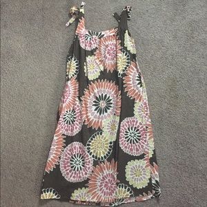 Flowy, brown, floral dress