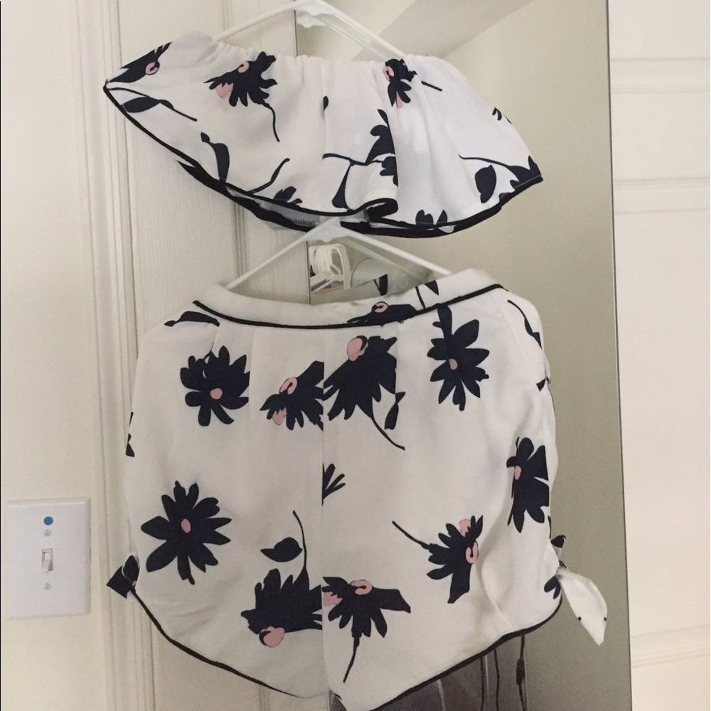 summer suit beach:  felbala two piece top & shorts