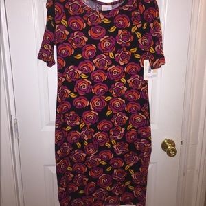 NWT leggings material 🦄 Med Julia LLR ROSES