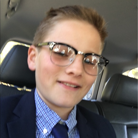 Meet your Posher, Sean - Picture 1 of 1