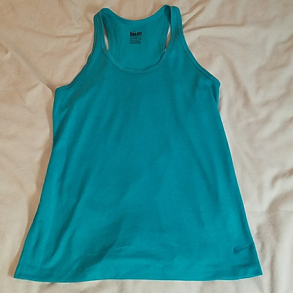 NIKE DRI-FIT WORKOUT TOP