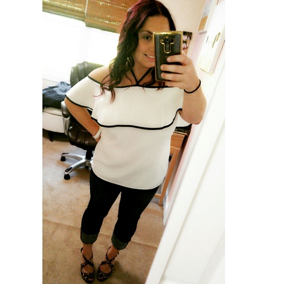 Meet your Posher, Natasha! - Picture 4 of 5