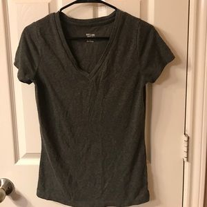 V neck tee