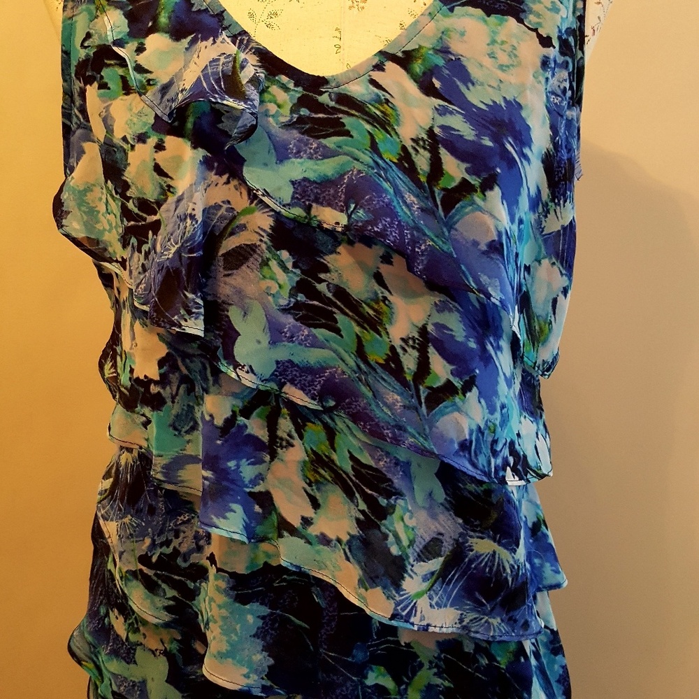 WHITE HOUSE BLACK MARKET Ruffled Top