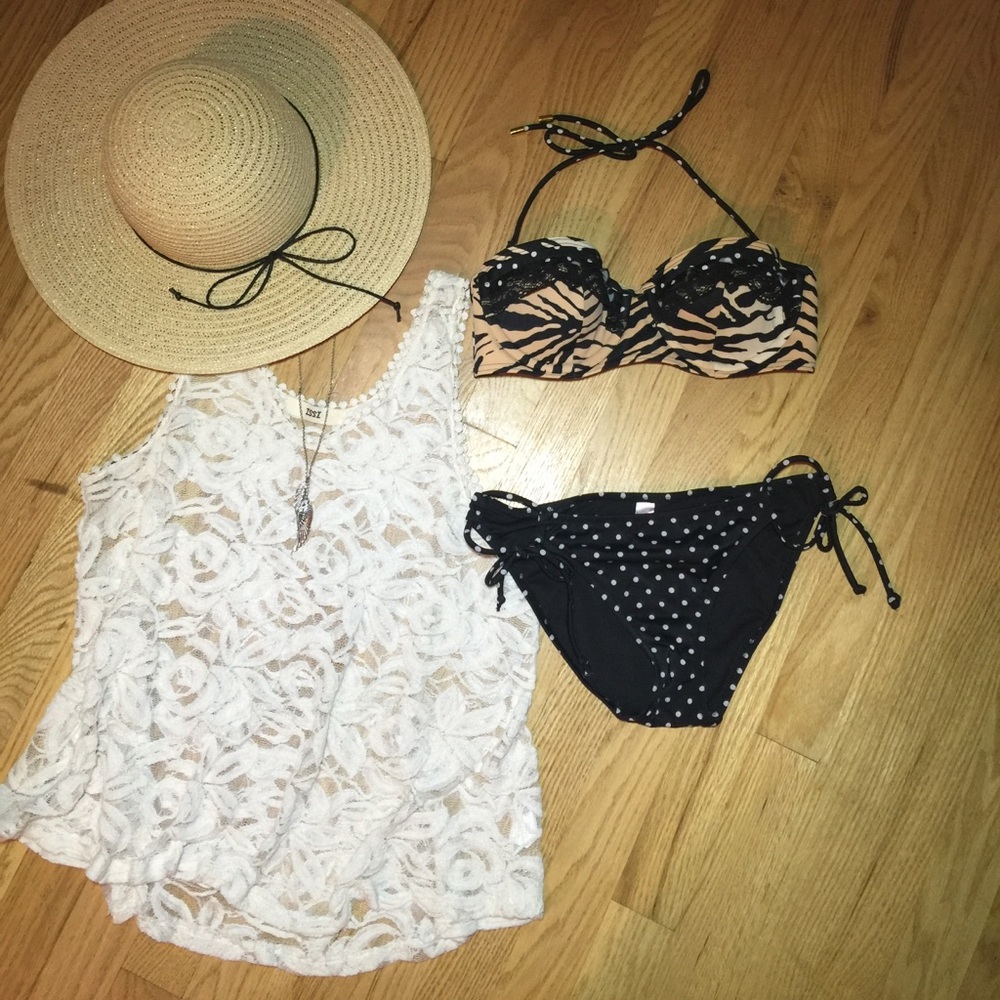 💥NWOT💥 VS Rare Sexy Lingerie 3 Piece Bikini sexy